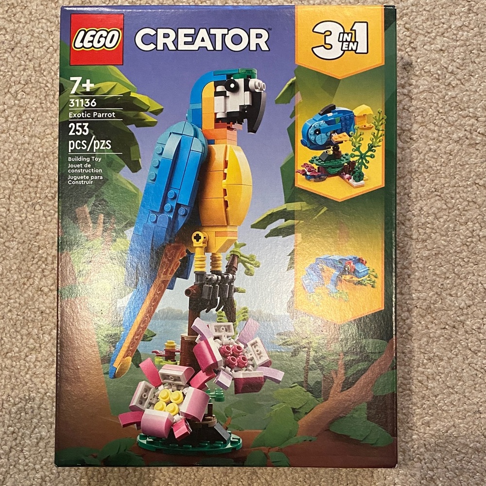LEGO Creator 3-in-1 Parrot